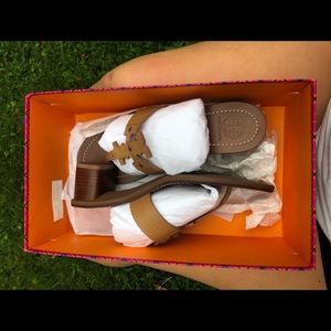tory burch sandals